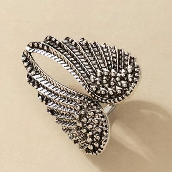 Brand new Boho Gothic Wings Silver 925 plated one size Ring - Picture 3 of 4